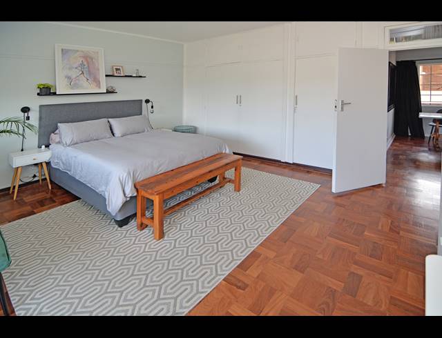 1 BEDROOM APARTMENT FOR SALE IN WAVERLEY